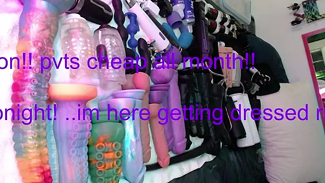 famousALYX online show from 02-08-26, 07:56