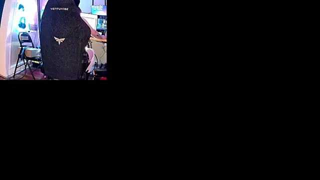 famousALYX online show from 07-16-26, 07:58