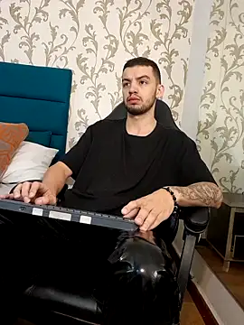 Michael magno online show from 02-07-26, 01:04