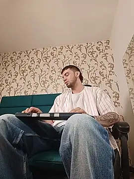 Michael magno online show from 07-09-26, 06:12
