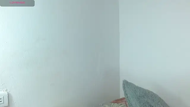 Alexa priincess online show from 04-21-26, 01:42