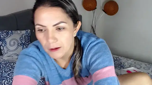 Chantal hott online show from 09-24-25, 02:53