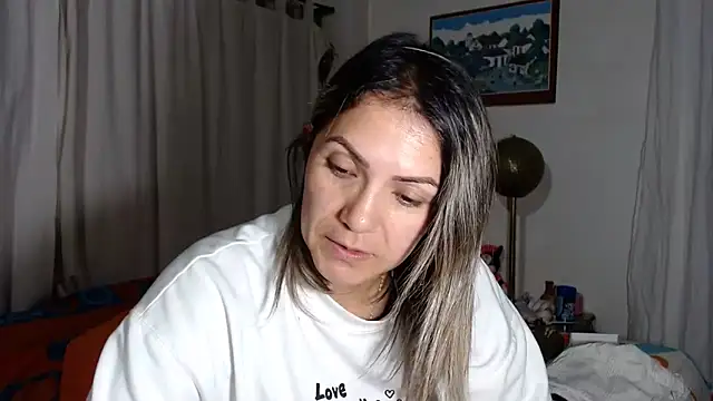 Chantal hott online show from 11-19-25, 01:27