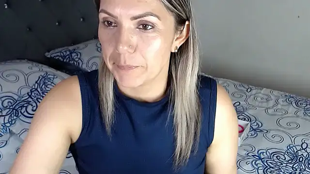 Chantal hott online show from 04-22-26, 07:48