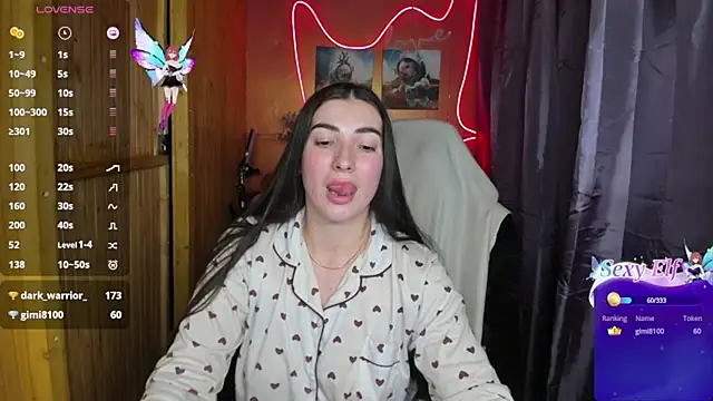 Snapshot of Fiery_Brunette_ chatting on 12-22-24, 09:31 Fiery Brunette  online show from 12-22-24, 09:31