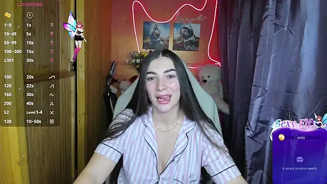 Snapshot of Fiery_Brunette_ chatting on 01-08-25, 12:05 Fiery Brunette  online show from 01-08-25, 12:05