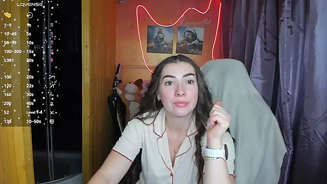 Snapshot of Fiery_Brunette_ chatting on 02-26-25, 11:30 Fiery Brunette  online show from 02-26-25, 11:30