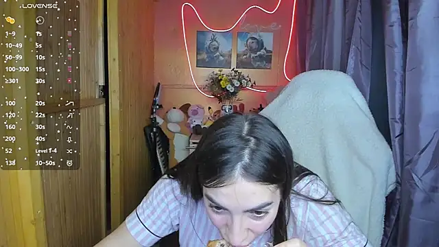 Snapshot of Fiery_Brunette_ chatting on 03-09-25, 05:00 Fiery Brunette  online show from 03-09-25, 05:00