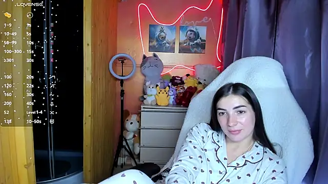 Snapshot of Fiery_Brunette_ chatting on 09-19-25, 06:48 Fiery Brunette  online show from 09-19-25, 06:48