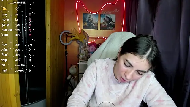 Snapshot of Fiery_Brunette_ chatting on 11-16-25, 09:48 Fiery Brunette online show from 11-16-25, 09:48