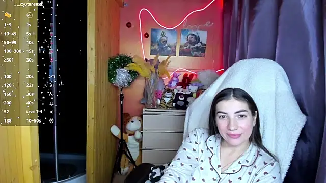 Snapshot of Fiery_Brunette_ chatting on 01-11-26, 07:08 Fiery Brunette online show from 01-11-26, 07:08