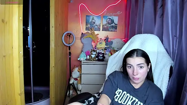 Snapshot of Fiery_Brunette_ chatting on 03-11-26, 04:13 Fiery Brunette online show from 03-11-26, 04:13