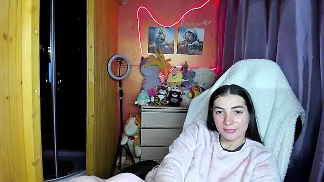 Snapshot of Fiery_Brunette_ chatting on 03-12-26, 04:40 Fiery Brunette online show from 03-12-26, 04:40