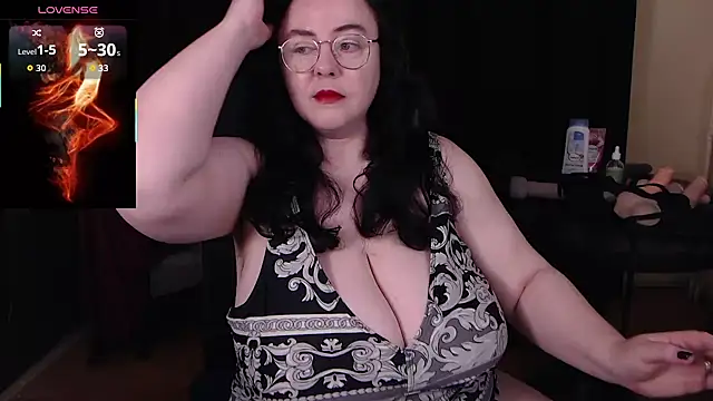 poshmistress online show from 06-14-26, 08:33