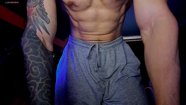 Snapshot of RODARRI chatting on 09-24-25, 04:38 RODARRI online show from 09-24-25, 04:38