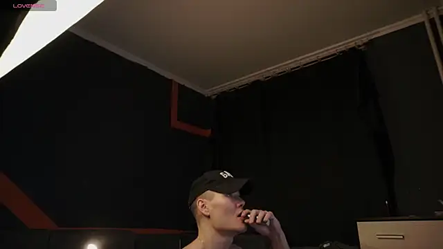 Snapshot of RODARRI chatting on 01-14-26, 07:30 RODARRI online show from 01-14-26, 07:30