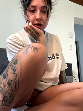 Snapshot of Coco-Love chatting on 12-01-25, 09:58 Coco-Love online show from 12-01-25, 09:58