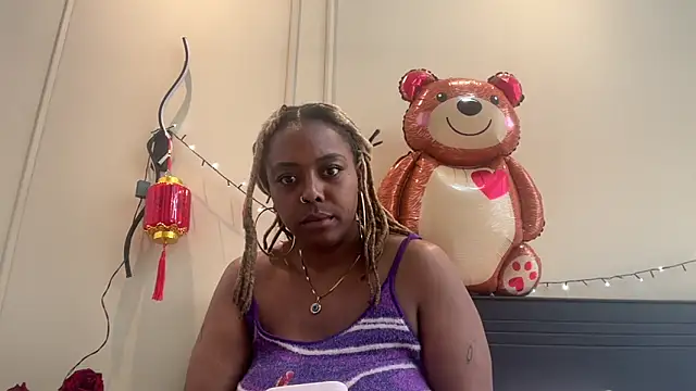 ChocolateCakeQueen online show from 02-14-25, 09:10