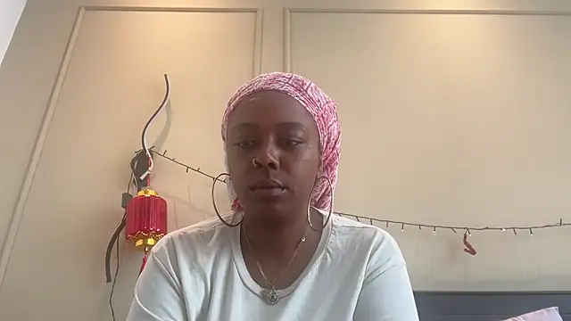 ChocolateCakeQueen online show from 02-27-25, 06:42