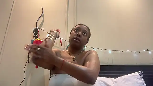 ChocolateCakeQueen online show from 03-17-25, 02:52