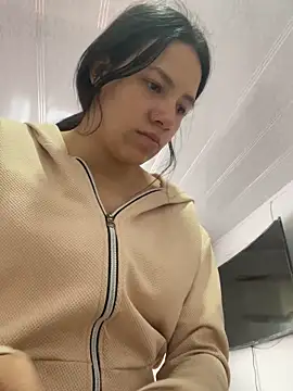 hannahb-e online show from 10-23-25, 08:07