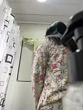 hannahb-e online show from 02-14-26, 01:52