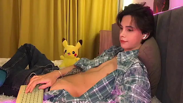 Snapshot of k0sta_ chatting on 03-06-25, 11:14 k0sta online show from 03-06-25, 11:14