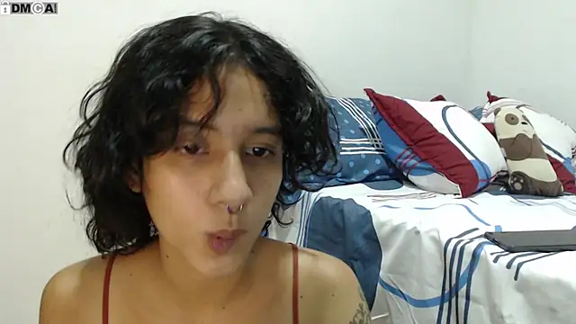 Snapshot of AlinaWoolf_ chatting on 10-03-25, 02:52 AlinaWoolf online show from 10-03-25, 02:52