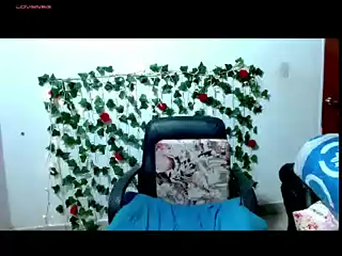 Snapshot of _samara chatting on 01-17-25, 01:15 samara online show from 01-17-25, 01:15