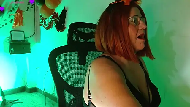 Snapshot of _samara chatting on 10-04-25, 12:08 samara online show from 10-04-25, 12:08