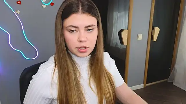 IsabellaBler online show from 03-23-25, 07:20