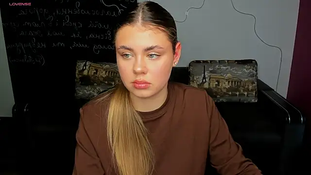 IsabellaBler online show from 11-25-25, 01:11