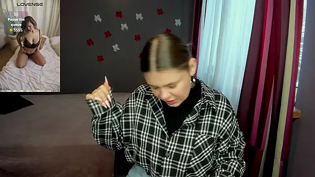 Snapshot of IsabellaBler chatting on 01-16-26, 12:42 IsabellaBler online show from 01-16-26, 12:42