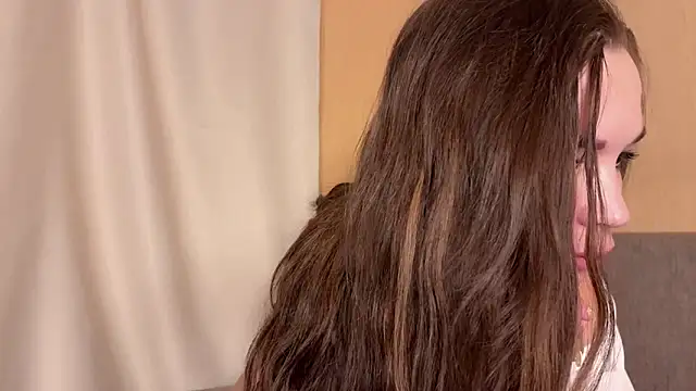 Snapshot of JennyRosh chatting on 01-12-25, 08:47 JennyRosh online show from 01-12-25, 08:47