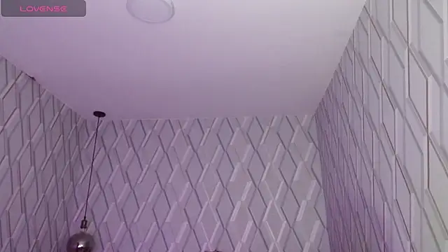 Snapshot of NicolleTaylor chatting on 02-26-25, 01:32 NicolleTaylor online show from 02-26-25, 01:32