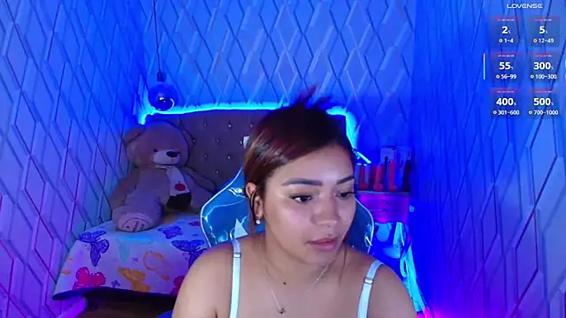 Snapshot of NicolleTaylor chatting on 10-09-25, 02:42 NicolleTaylor online show from 10-09-25, 02:42