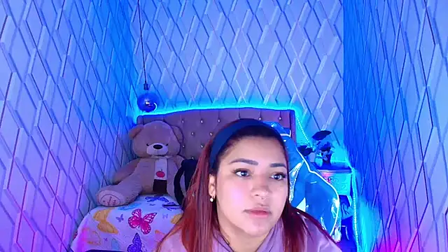 Snapshot of NicolleTaylor chatting on 11-01-25, 03:30 NicolleTaylor online show from 11-01-25, 03:30