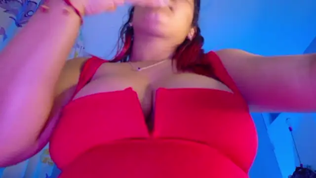 NicolleTaylor online show from 06-12-26, 04:00