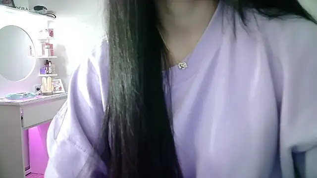 Snapshot of aineangeel chatting on 01-14-26, 12:27 aineangeel online show from 01-14-26, 12:27