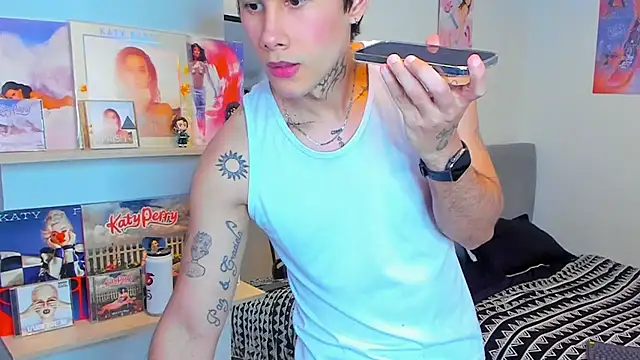JayHotxxx online show from 05-19-26, 01:00