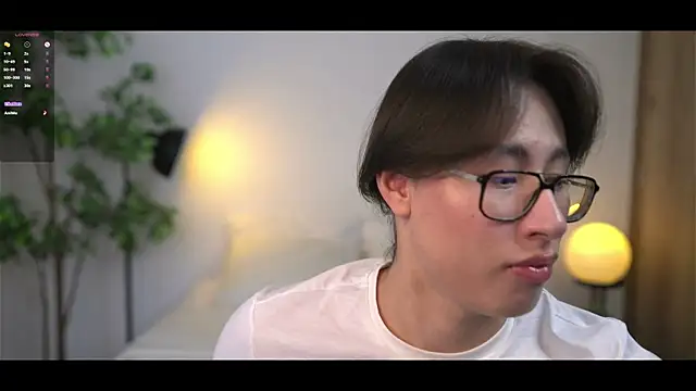 Snapshot of SrLuis18 chatting on 12-01-25, 09:53 SrLuis18 online show from 12-01-25, 09:53