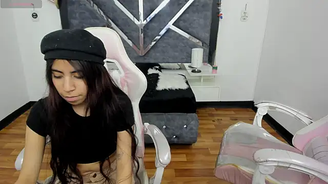 Snapshot of iam_sofiia chatting on 03-17-25, 09:02 iam sofiia online show from 03-17-25, 09:02