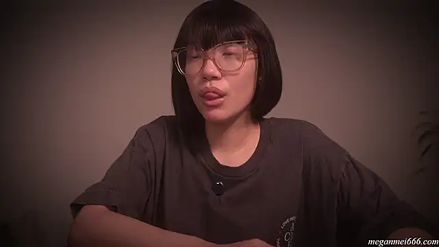 Snapshot of meganmei666 chatting on 01-08-26, 03:09 meganmei666 online show from 01-08-26, 03:09