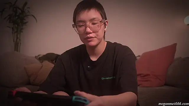 Snapshot of meganmei666 chatting on 02-25-26, 03:16 meganmei666 online show from 02-25-26, 03:16