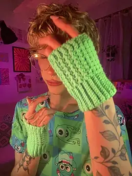 Snapshot of lyamthommpson chatting on 02-22-26, 03:18 lyamthommpson online show from 02-22-26, 03:18