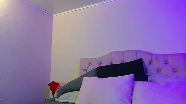 megan lover online show from 07-17-26, 01:12