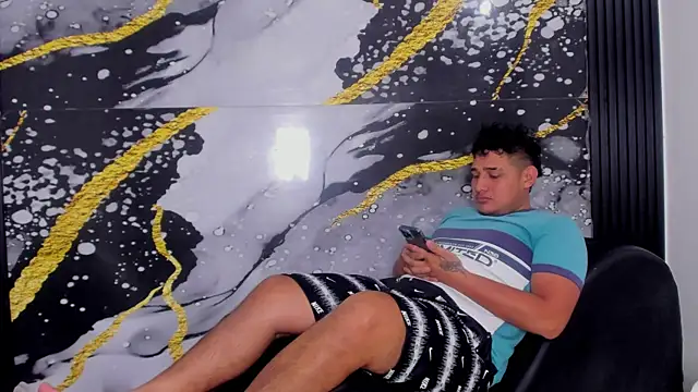 sweethot    online show from 10-03-25, 01:52