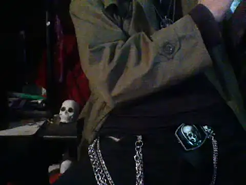 Snapshot of mrdemoncrowly chatting on 01-05-25, 08:22 mrdemoncrowly online show from 01-05-25, 08:22
