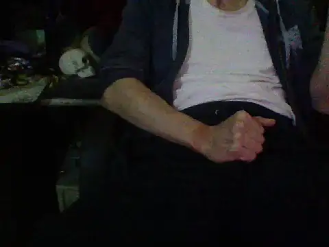 Snapshot of mrdemoncrowly chatting on 10-14-25, 05:08 mrdemoncrowly online show from 10-14-25, 05:08