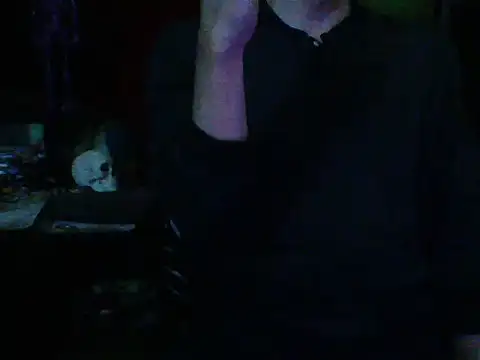 Snapshot of mrdemoncrowly chatting on 10-17-25, 05:10 mrdemoncrowly online show from 10-17-25, 05:10